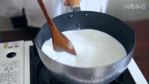 掌握诀窍,姜撞奶在家也能做! 掌握诀窍,姜撞奶在家也能做!