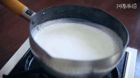 掌握诀窍,姜撞奶在家也能做! 掌握诀窍,姜撞奶在家也能做!