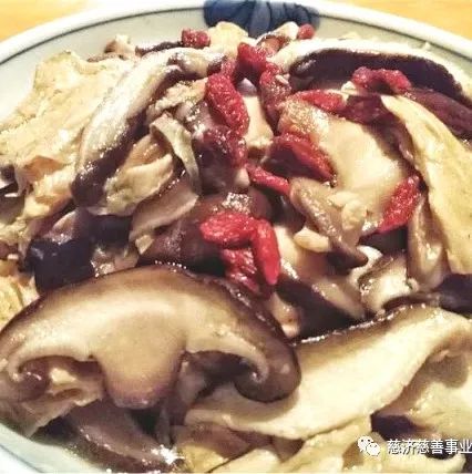 喝一碗正气姜汤 奉一炷恭敬清香!祝天下和顺,日月清明,风雨以时,灾厉不起!愿人人健康平安长寿! 喝一碗正气姜汤 奉一炷恭敬清香!祝天下和顺,日月清明,风雨以时,灾厉不起!愿人人健康平安长寿!