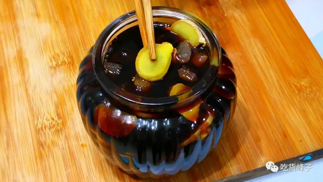 生姜放锅里蒸一蒸，作用拿钱都买不到，80岁奶奶偷教妙招，真管用