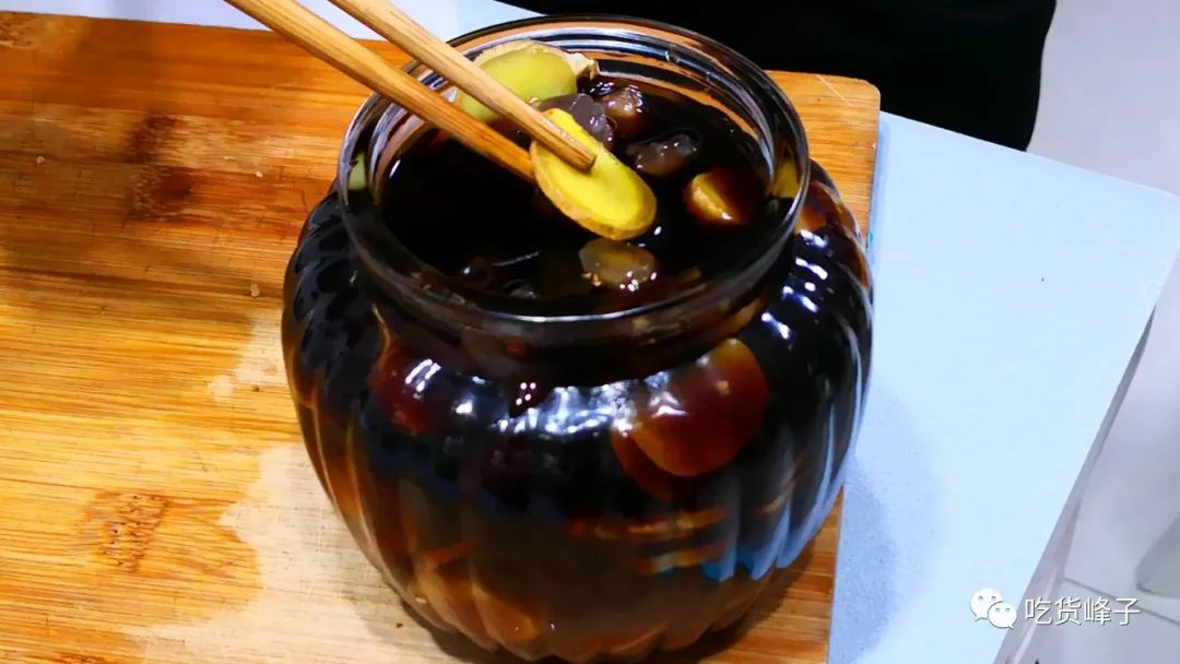 生姜放锅里蒸一蒸，作用拿钱都买不到，80岁奶奶偷教妙招，真管用