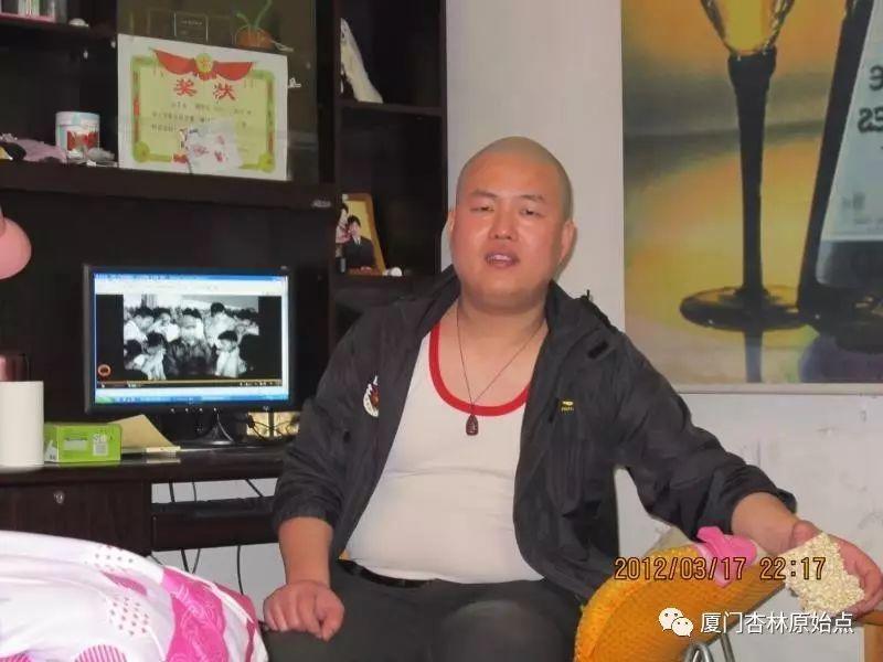 “穷的只剩下钱”-武陟愛心原始点志愿者事迹 郭庆老师