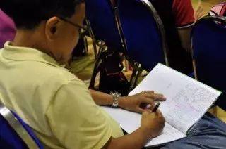 张钊汉医师新加坡演讲纪实 2017/6/24-6/26 于新民中学礼堂 张钊汉医师新加坡演讲纪实 2017/6/24-6/26 于新民中学礼堂