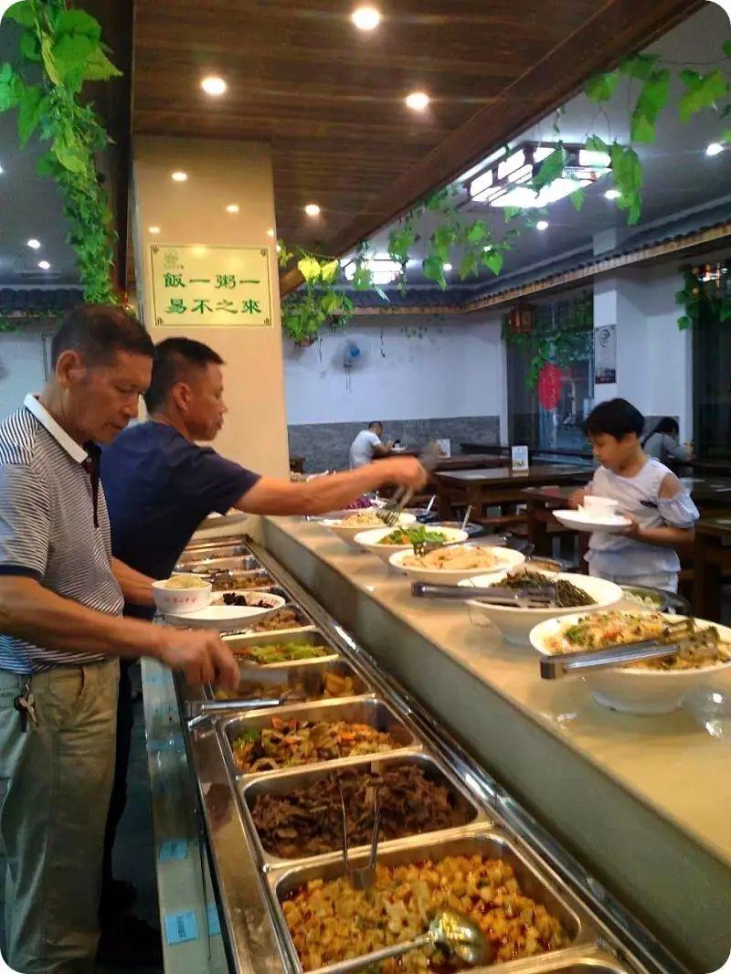 仙居清心素食免费用餐!感恩老师! 9月10日凭教师证在仙居清心素食餐厅免费用餐。 仙居清心素食免费用餐!感恩老师! 9月10日凭教师证在仙居清心素食餐厅免费用餐。