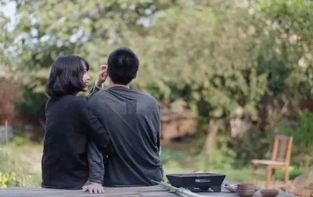 这家咖啡店不卖咖啡，敢给客人生吃生姜，却引来各路女神打卡，连陈奕迅老婆都到门口街拍