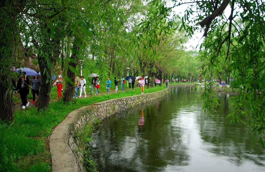 清明,祭祖扫墓,祭奠英烈!国人的感恩节! 清明,祭祖扫墓,祭奠英烈!国人的感恩节!