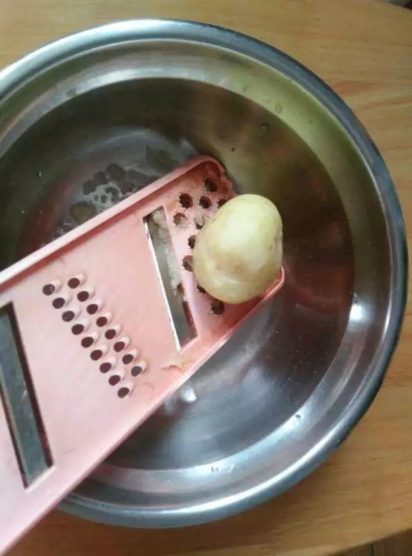 原始点佳肴：莲蓬土豆