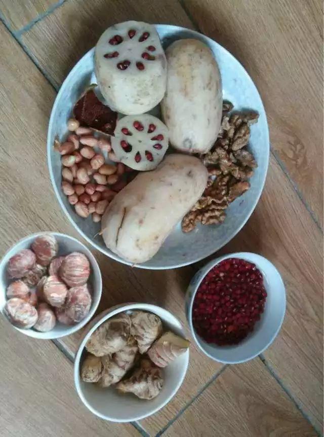 原始点佳肴：莲藕煲