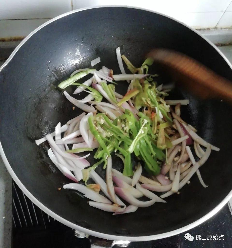 原始点温热性菜谱推荐:爆炒洋葱 原始点温热性菜谱推荐:爆炒洋葱