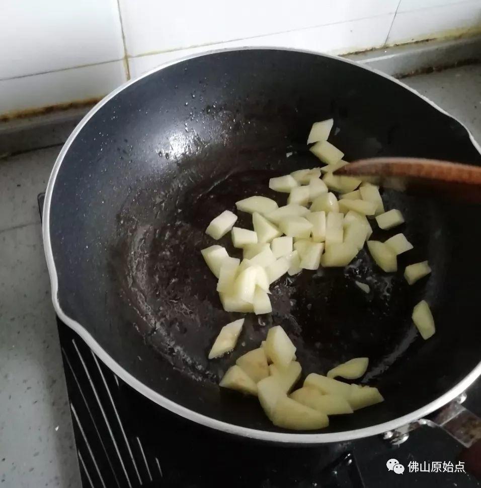 原始点温热性菜谱推荐:干煸香辣土豆丁 原始点温热性菜谱推荐:干煸香辣土豆丁