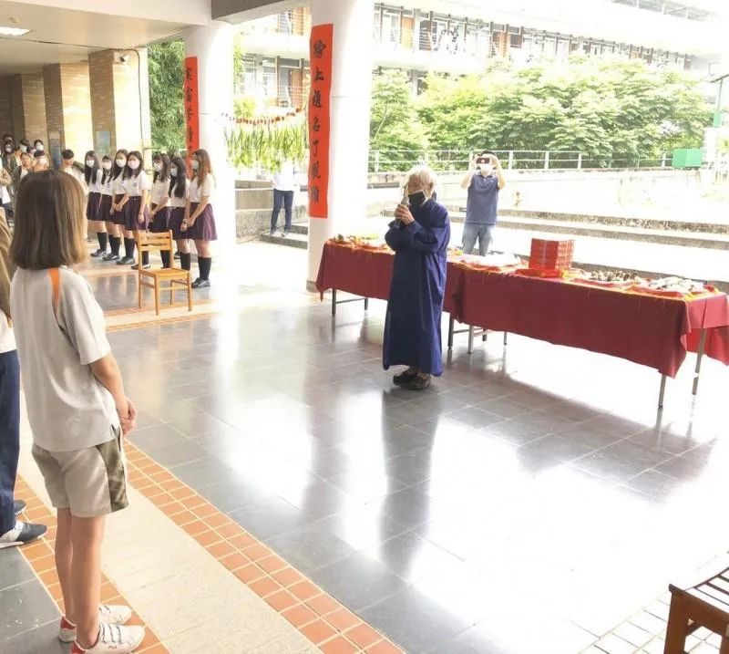 2016[经验分享] 陈绸阿嬷原始点分享─按推及热源使用，更须身(运动)、心(情绪、观念)配合  闽南语国语字幕版