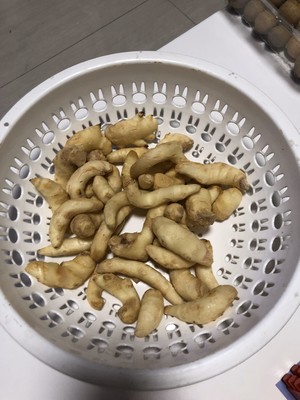 淹姜芽咸菜的做法 步骤1