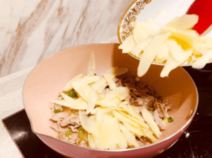 姜芽炒猪里脊的做法 步骤3