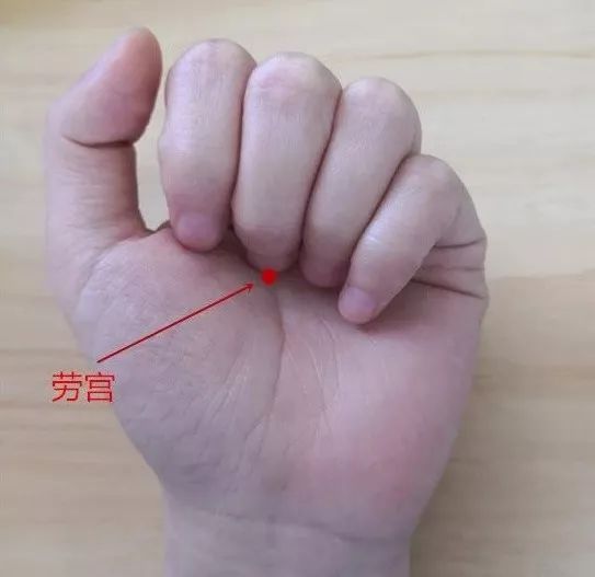 失眠搓脚，早醒揉手，多少失眠都是这么搓好的！