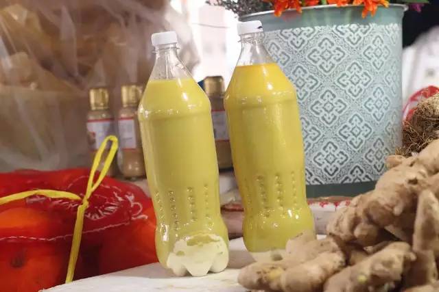 冬食记｜ 来一碗姜汁核桃调蛋，从胃暖到脚