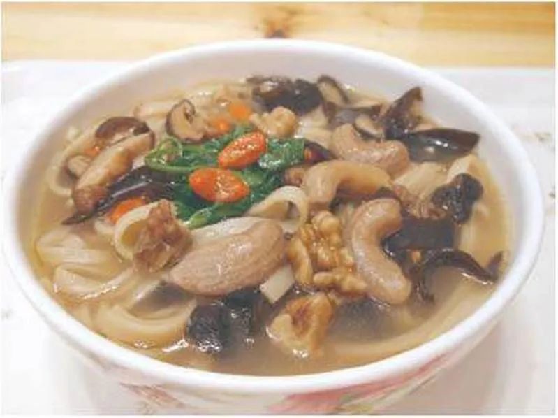 2022姜食谱 原始点温热美食1.30一.介绍 二.香油制作分享 三.香辣汤制作四.素炒五宝 五.剁椒金针菇六.什锦咖喱炒饭