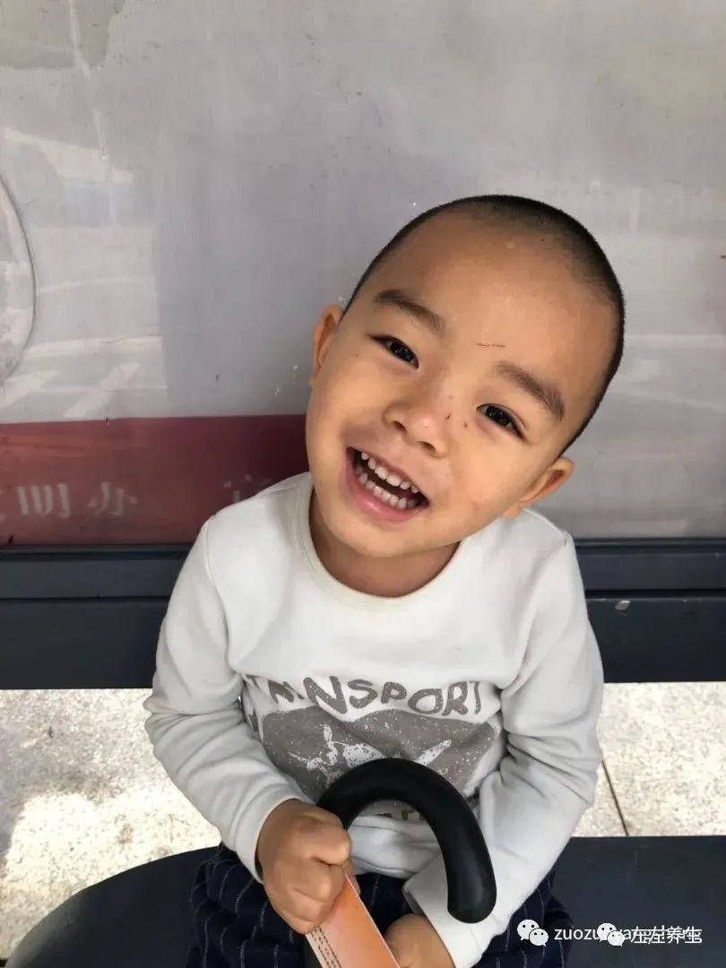 案例分享:三岁孩子右腿骨折调理案例 案例分享:三岁孩子右腿骨折调理案例