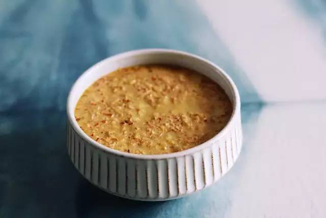 冬食记｜ 来一碗姜汁核桃调蛋，从胃暖到脚