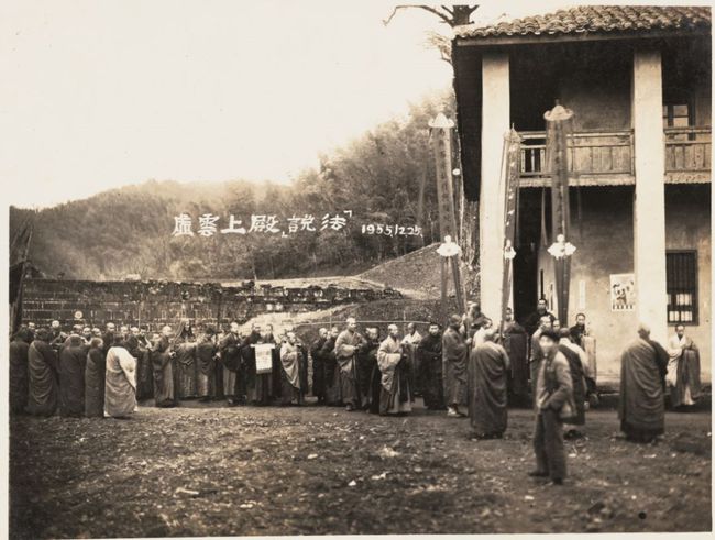 虚云和尚长寿、养生修行秘笈：自己以百余岁高龄，率先垂范，秉承百丈怀海祖师“一日不作，一日不食”祖训，勤事农禅。